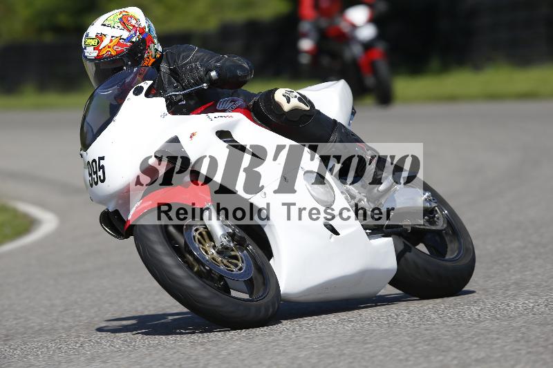 /Archiv-2024/29 12.06.2024 MOTO.CH Track Day ADR/Gruppe gelb/995